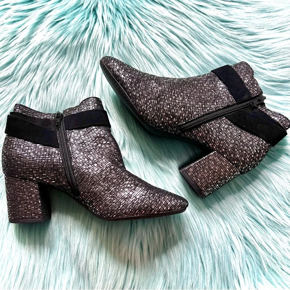 Alex Marie Metallic LEATHER Ankle Booties Black Silver Bow Block Heel Size 5.5